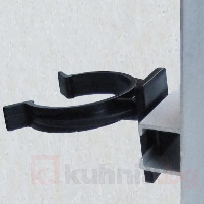 Клипс за цокъл 